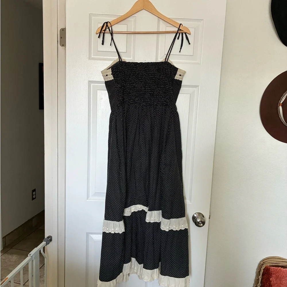 Christy dawn Emma in noir dot size large - Picture 3 of 3